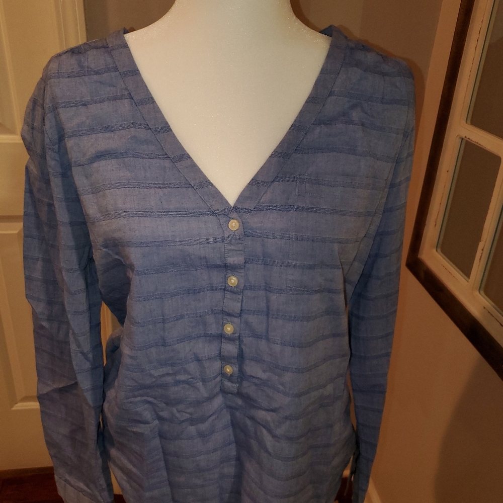 Old Navy blue tunic top M (medium)